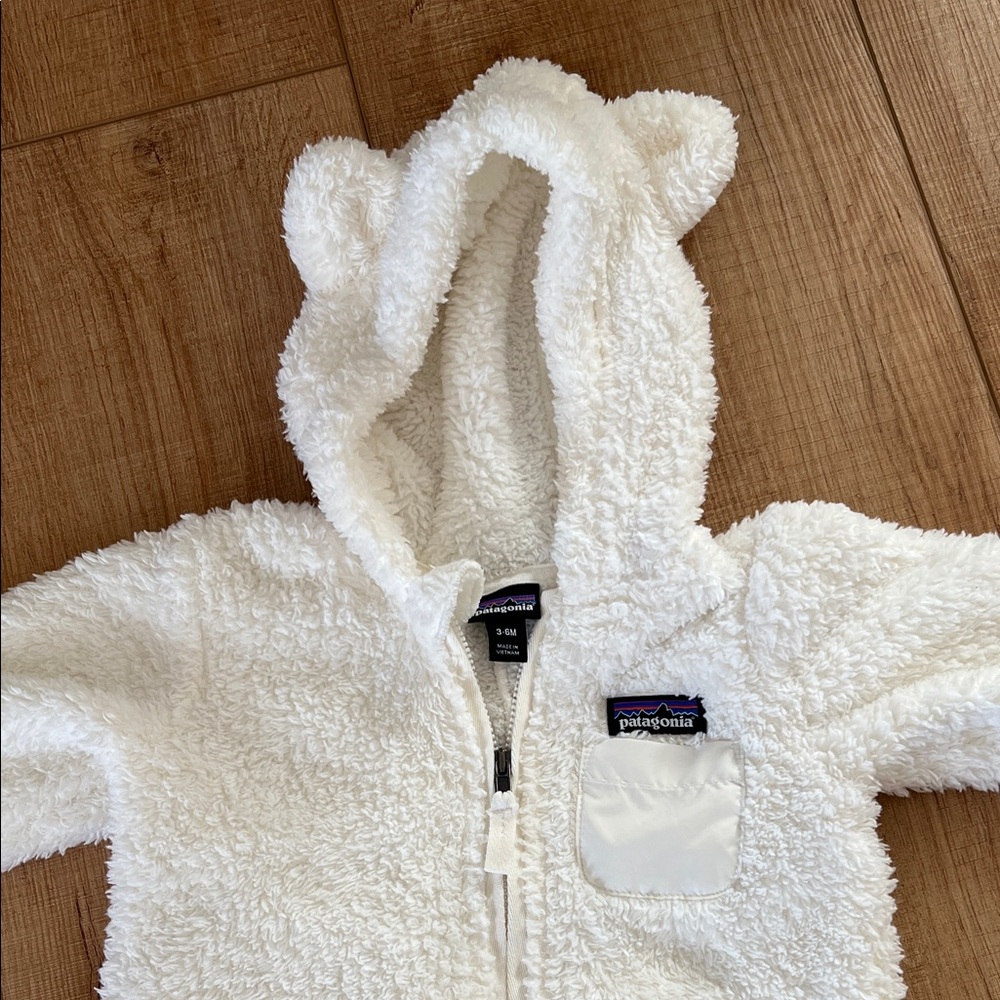 Patagonia Cozy White Baby Fleece Bunting